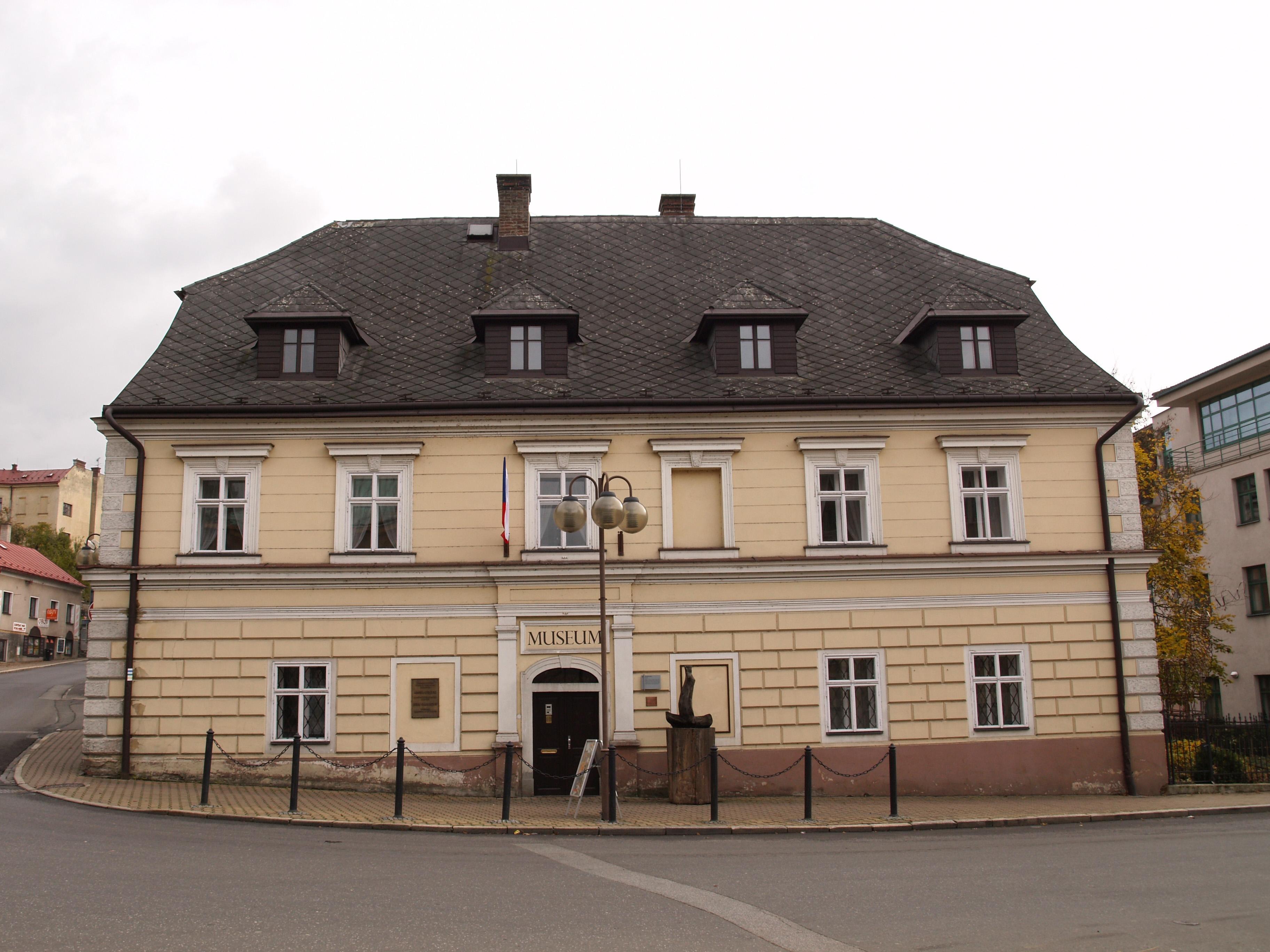 Muzeum i Galeria Pojizerska